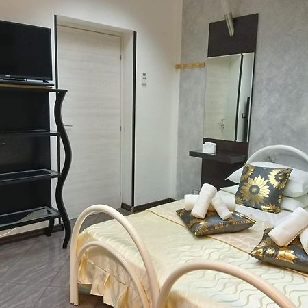 Bed and Breakfast Casa Al Porto à Porto Torres Extérieur photo