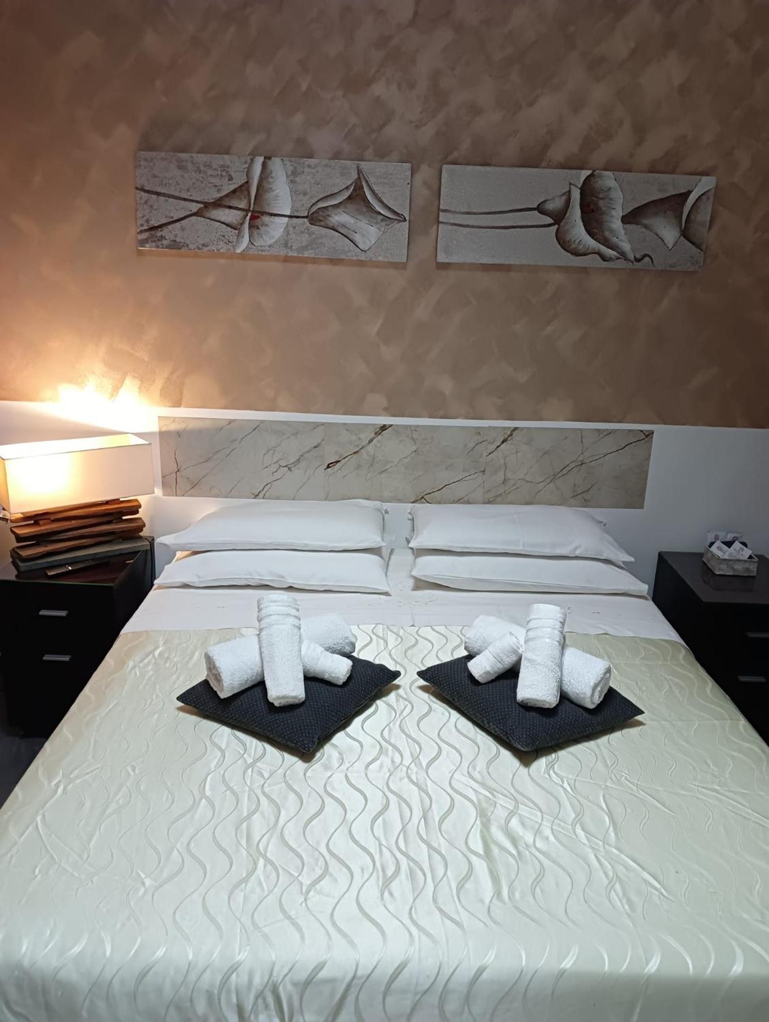 Bed and Breakfast Casa Al Porto à Porto Torres Extérieur photo